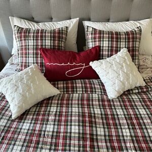 Pottery barn king Denver plaid duvet set